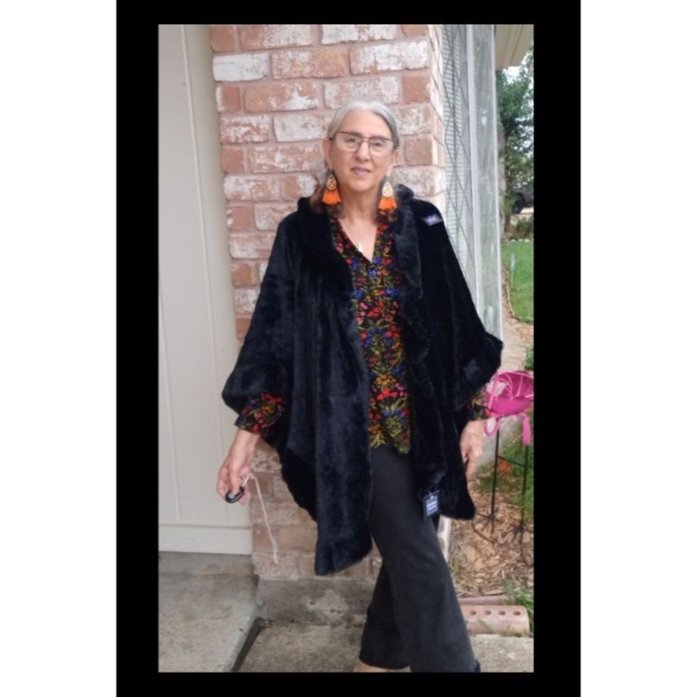 Victoria Leland Fuzzy Poncho - Black One Size